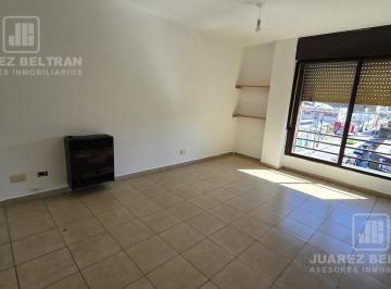 Departamento · 60m² · 4 Ambientes · Departamento de 2 Dorm. en Alquiler - Barrio Alberdi - Duarte Quiros 1000