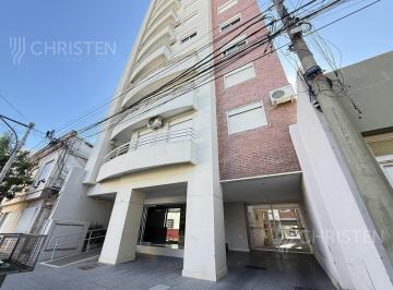 FRENTE · Departamento con Cochera en Alquiler