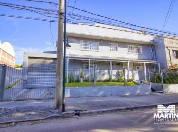 Bodega-Galpón · 450m² · 1 Cochera · Depósito Galpón en Alquiler en Martínez Lote 320 y Sup. Cubierta 450 m². Zona Telefe.