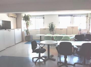 Oficina comercial · 78m² · Alquiler Oficina en Piso Alto con Vista Abierta - Microcentro - Subte B