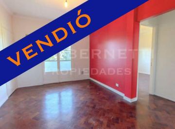 Departamento de 3 ambientes, Villa Pueyrredón · Departamento 3 Ambientes - Tercer Piso - Amplio y Luminoso - Barrio. Gral. San Martín