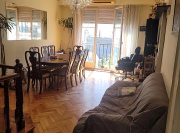 Departamento de 3 ambientes, Balvanera · Oprtunidad Unica, 4 Amb a Muy Buen Precio, por Necesidad de Venta.