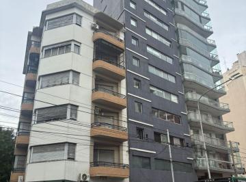 Departamento de 3 ambientes, Avellaneda · Venta - Departamento en Avellaneda Centro de 3 Ambientes con Dos Balcones
