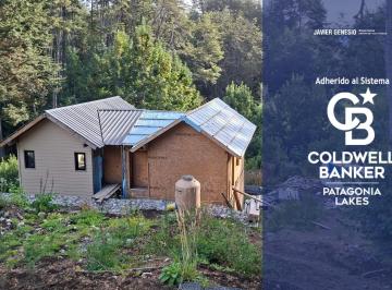 Casa · 77m² · 3 Ambientes · 1 Cochera · Venta Casa en Pozo - Financiación - 2 Dorm - 77 m² Lote 365 m² con Arroyo - Epulafquen V. La Angostura