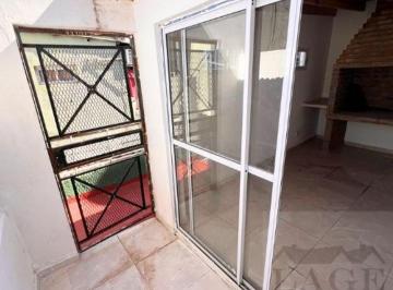 PH · 50m² · 2 Ambientes · PH 2 Amb Pb con Quincho S/ Expensas Refaccionado por Pasillo