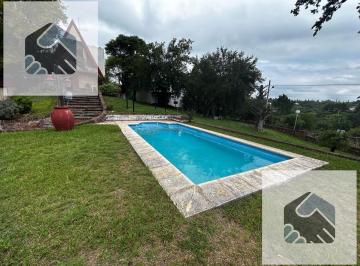 Casa · 268m² · 7 Ambientes · 3 Cocheras · Casa - Villa Parque Siquiman
