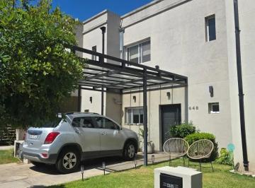 Casa · 95m² · 4 Ambientes · Casa en Venta - 2 Dorm. 2 Baños - Esteban Echeverría