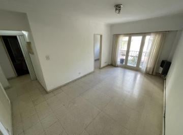 Departamento · 64m² · 4 Ambientes · 1 Cochera · Departamento en Plaza Mitre