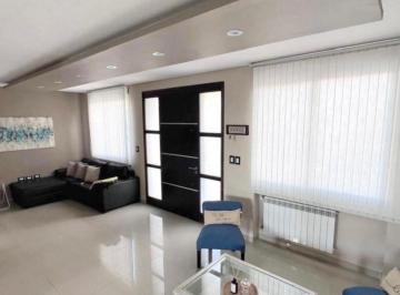 Casa de 4 ambientes, Las Heras · Inmobiliaria Beltrán Vende Casa en Venta Barrio Privado Pórtico del Sol II