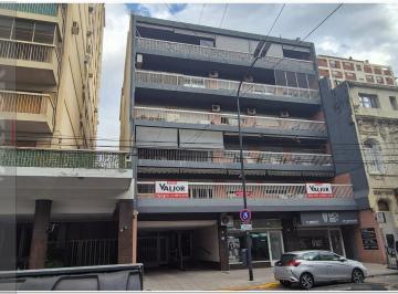 Departamento · 150m² · 5 Ambientes · 1 Cochera · Departamento 5 Amb - 3 Dorm. C/dep. o 4to. Dormitorio - Cochera y Baulera - Balcon Aterrazado!