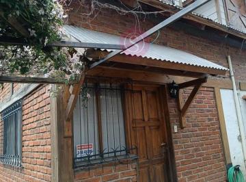 Casa · 99m² · Casa Chalet en Venta en Vega Maipu, San Martin de Los Andes, Patagonia
