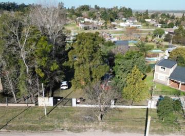 Quinta vacacional de 3 ambientes, Sauce Montrull · Quinta en Sauce Montrull a 200 Mt de Ruta 18