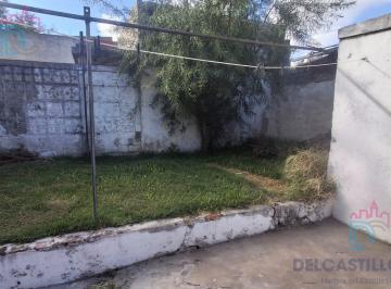 PH · 93m² · 3 Ambientes · 1 Cochera · PH de 3 Ambientes Al Frente con Garage, Jardín y Entrada Independiente