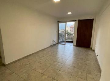 Departamento en Venta de 2 ambientes Haedo · Departamento en Venta 2 Ambientes Al Frente con Balcón, a 3 Cuadras de La Estación de Haedo