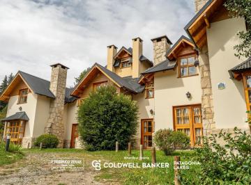 Hotel · 520m² · 21 Ambientes · 8 Cocheras · Venta de Complejo de Cabaña El Viejo Cipres - Av Bustillo 6300 - Bariloche