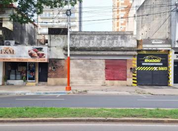 Local comercial · 300m² · Locales - a La Calle - Centro, Resistencia