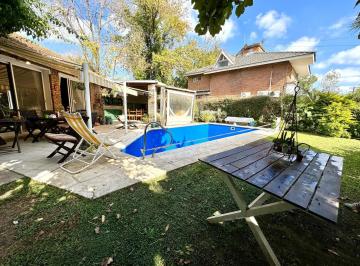Casa · 170m² · 5 Ambientes · 2 Cocheras · Oportunidad en Venta Miraflores Country Club - 1 Lote Central