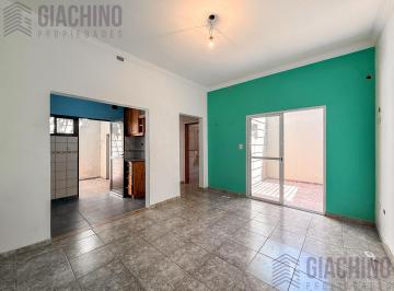 PH · 52m² · 2 Ambientes · PH de 1 Dormitorio con Patio