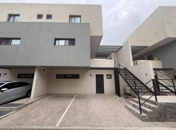 Departamento · 80m² · 3 Ambientes · 1 Cochera · Depto en Venta en Condominio