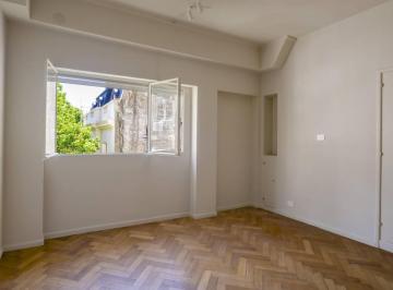 Departamento · 32m² · 1 Ambiente · Ayacucho y Av Alvear