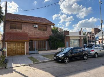 Casa de 5 ambientes, Tres de Febrero · Casa en Venta de 5 Ambientes con Pileta en Villa Bosch