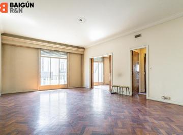 Departamento · 125m² · 4 Ambientes · 3 Ambientes en Congreso en Venta