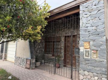 Casa · 110m² · 3 Ambientes · 1 Cochera · Casa en Venta 3 Amb. a 100 m. Av Libertador Ruta 23 - Moreno