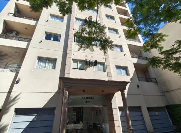 Departamento de 2 ambientes, Lomas de Zamora · Excelente Dpto 2 Ambientes Al Frente con Cochera - Banfield Centro