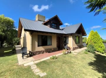 Casa · 154m² · 4 Ambientes · Chalet Sobre Lote de 1000 m en Sierra de Los Padres