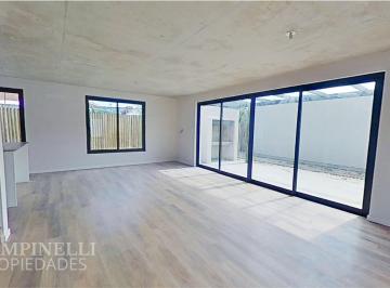 Casa · 110m² · 4 Ambientes · 2 Cocheras · Casa 3 Dorm. 2 Baños - Barra de Carrasco