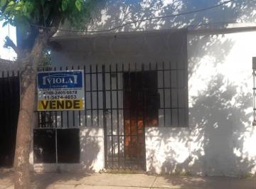 tres-de-febrero-pablo-podesta-venta-casa-5-o-mas-ambientes · Inmueble en Pablo Podestá