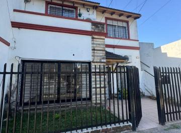 PH de 2 ambientes, La Matanza · PH Depto Tipo Casa 2 Ambientes en Venta Ramos Mejia