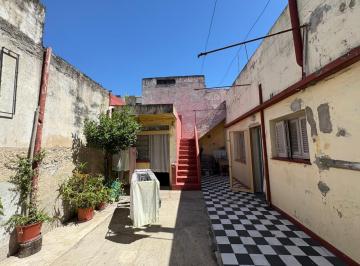 Casa · 70m² · 3 Ambientes · Río de Janeiro Al 3200 - Casa en Lote Propio con Patio y Gran Terraza – Lanús Oeste