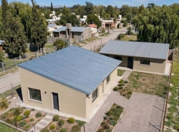 Casa · 110m² · 3 Ambientes · 1 Cochera
