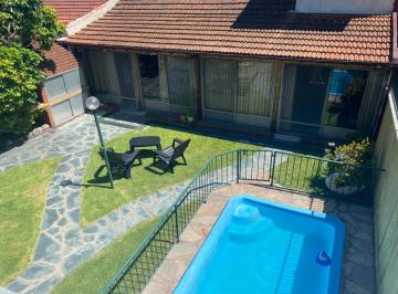 Casa · 304m² · 5 Ambientes · Casa Venta Gral. Pacheco