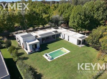 Casa · 196m² · 5 Ambientes · 3 Cocheras · Venta Casa a Estrenar en Haras del Sol | Una Planta | Lote 1500 m² | Apto Crédito