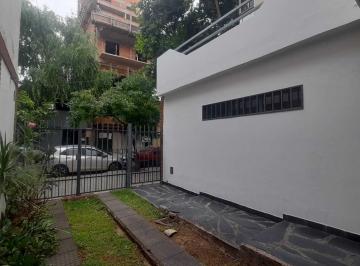 Oficina comercial · 146m² · 1 Cochera · Oficina, Local a La Calle, Coche. Lote Propio y Espacio Aereo