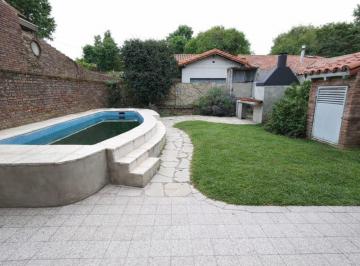 Casa · 7 Ambientes · 1 Cochera · Venta Casa/ PH 7 Ambientes C/ Jardin, Pileta y Cochera a Refaccionar