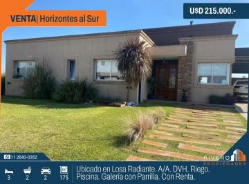 Casa de 4 ambientes, Presidente Perón · Venta Casa - 3 Habitaciones - Caldera A/a Piscina - Horizontes Al Sur