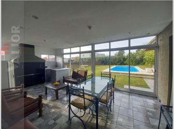 Casa · 156m² · 4 Ambientes · Venta en Los Olivares, Countries y Barrios Cerrados en Malvinas Argentinas