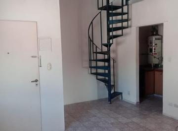 Departamento · 48m² · 2 Ambientes · Alquiler PH 2 Ambientes con Entrepiso y Terraza en Villa Lugano