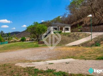 Casa de 5 ambientes, Salta · Hermosa Casa en Venta – Valle Escondido – Salta