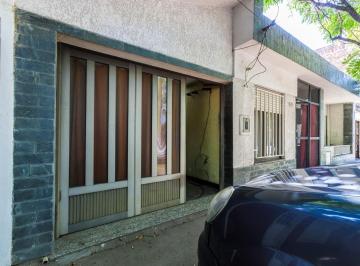 Casa · 125m² · 6 Ambientes · 1 Cochera · Venta - Casa 2 Dorm. Barrio Belgrano