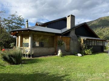PH · 139m² · 5 Ambientes · 1 Cochera · PH en Villa Los Coihues