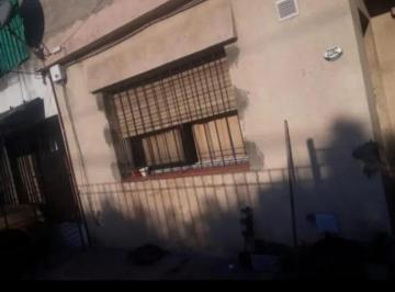 Casa · 120m² · 6 Ambientes · Casa en Venta - 4 Dorm. 2 Baños - Morón