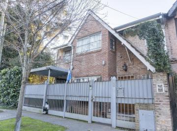 Casa · 140m² · 4 Ambientes · 1 Cochera · Casa de 4 Ambientes con Cochera y Dependencia en Venta en San Isidro