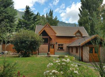 Casa · 150m² · 3 Ambientes · Venta de Casa 3 Ambientes en San Martin de Los Andes Centro