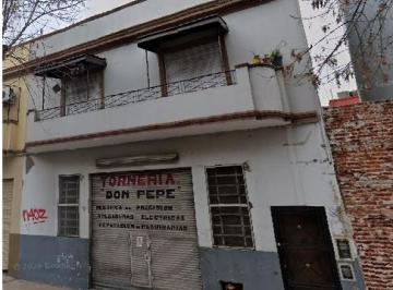 PH de 3 ambientes, Mataderos · Venta: PH Al Frente de Tres Ambientes. Mataderos.