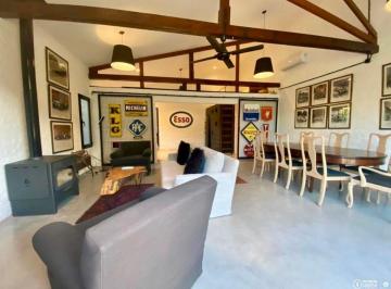 Casa · 500m² · 2 Dormitorios · 2 Cocheras · Casa en Alquiler en La Colina Villa de Campo 2 Dorm.