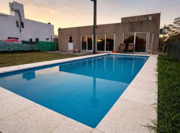 Casa · 300m² · 3 Ambientes · 3 Cocheras · Casa con Piscina| Mariano Acosta